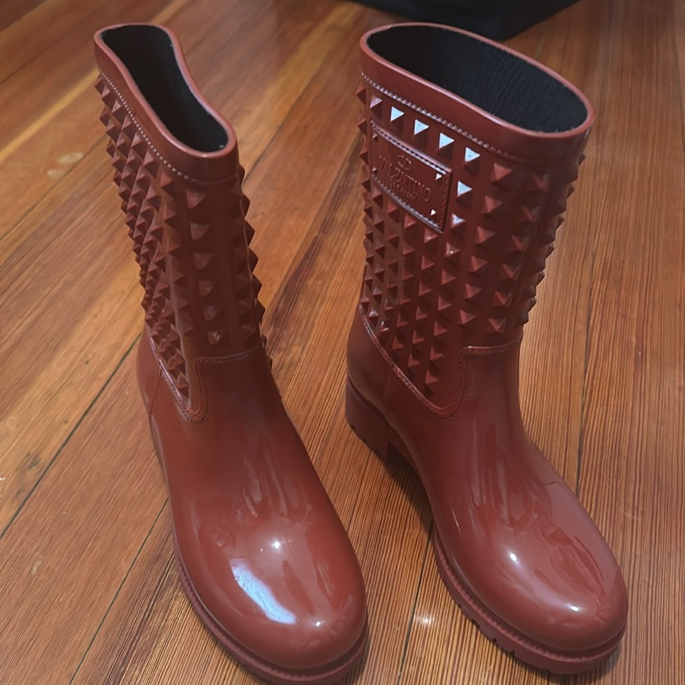 Valentino rain boots size 36